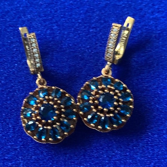 Antique Style Midnight Blue Spinel Topaz Earrings - Picture 7 of 8